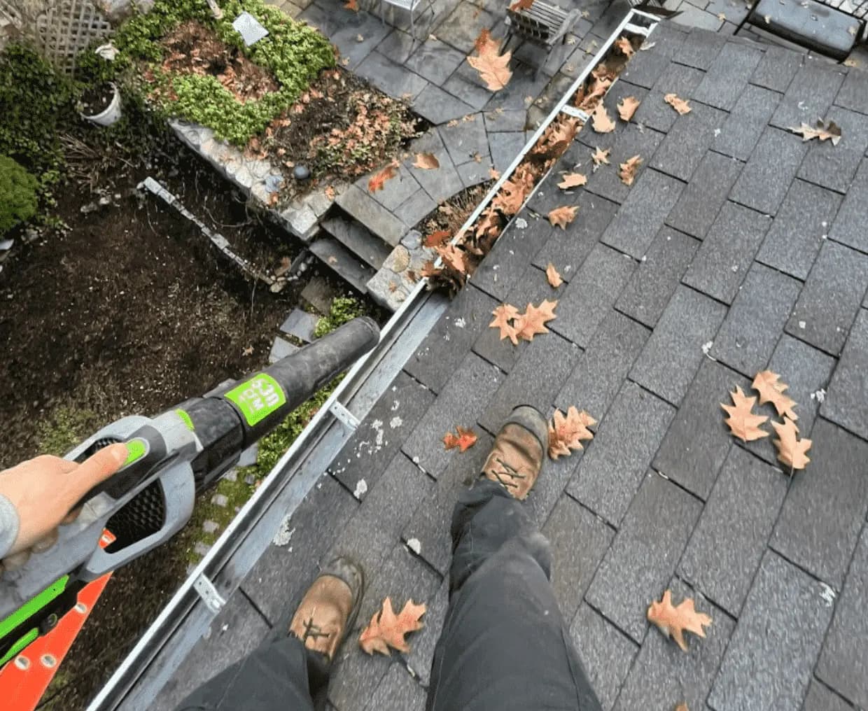 Gutter Cleaning service in Rocky River, OH